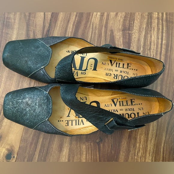 UTV French-designed flats - Picture 1 of 6